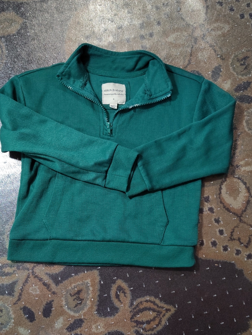 Nwot 5t Sweater $25 Green